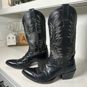 Vintage Justin Boots Black Leather Cowboy Mens 8D Womens 9.5 Western Classic